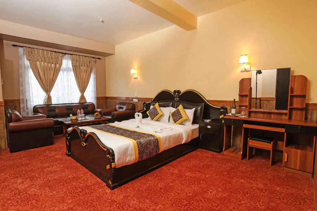 Grand Shivalaya Hotel And Restro