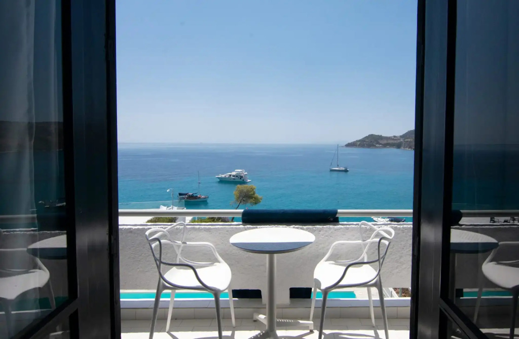 Apollo Resort