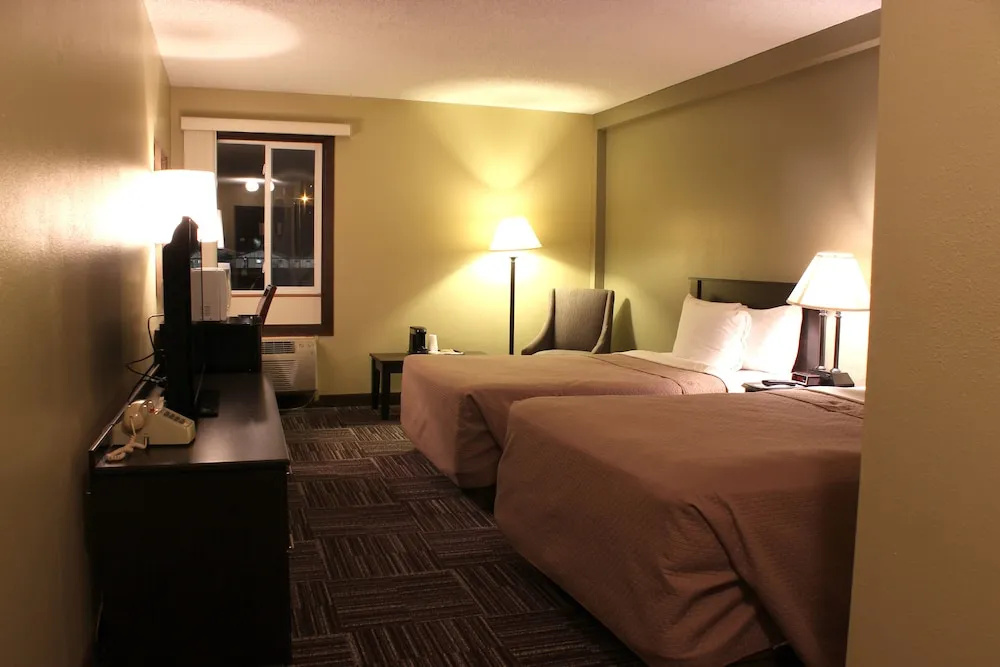 Sunlac Inn Lakota