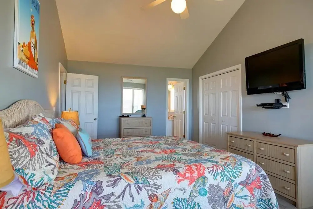 Park Place Duplex - 6 Br Home