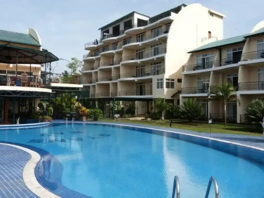 Ryans Bay Hotel