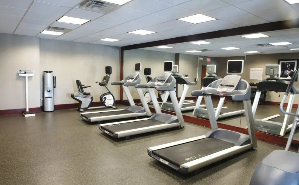 Holiday Inn Express and Suites Urbandale Des Moines by IHG