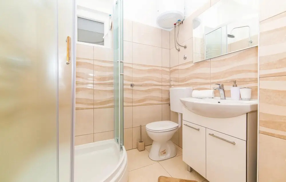 Nice Home in Kastel Stari With Wifi and 3 Bedrooms