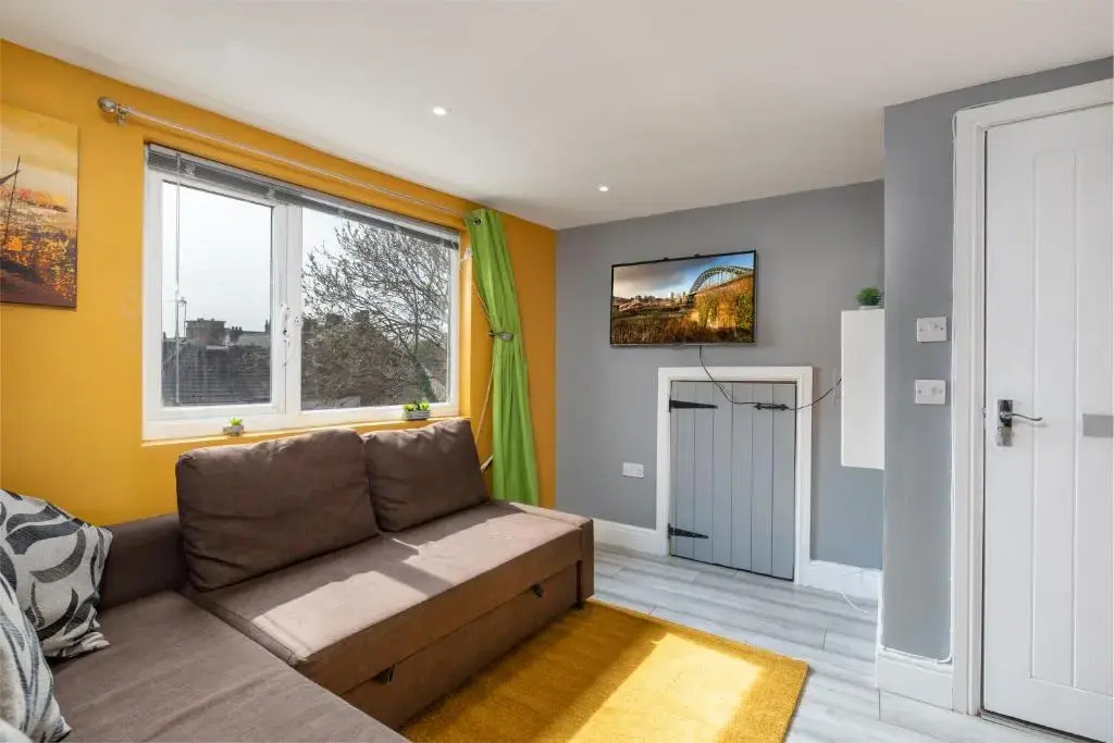 Stockton town centre studio apartments free parking and Wi-Fi