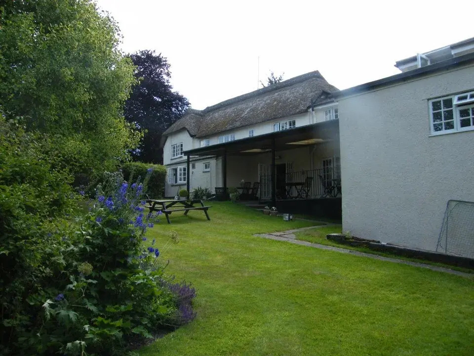Tumbling Weir Hotel
