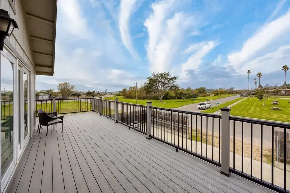 Mendel Manor by Avantstay Walk to Beach Large Deck Patio