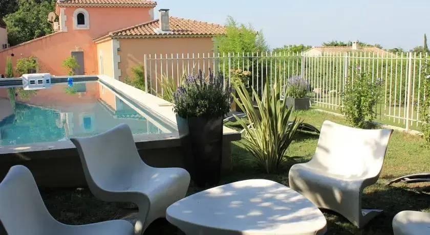 La Villa Ocre