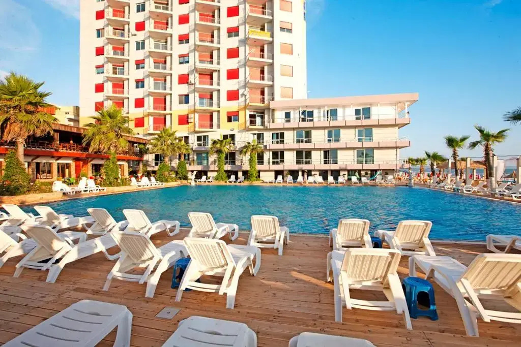 Kotes Home Beachfront Apartment 21