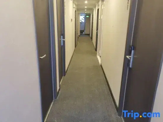 Shanghai Speed Lightyear Esports Hotel