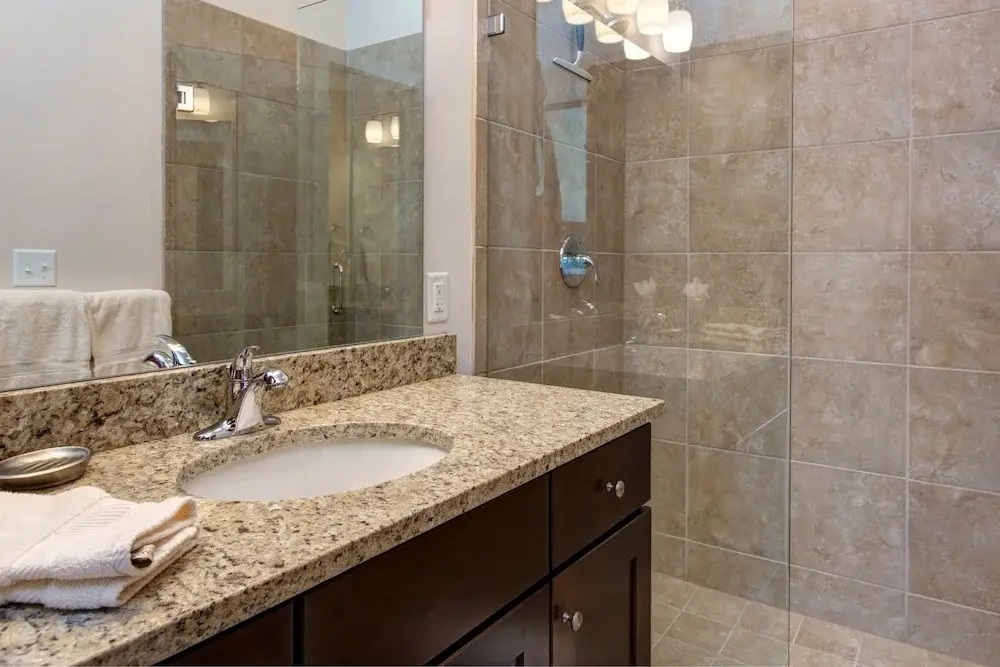 2br/2ba Newpark Terrace  W/ Hot Tub 2 Bedroom Condo