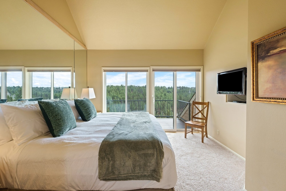 River Ridge 429ab 3 Bedroom Condo