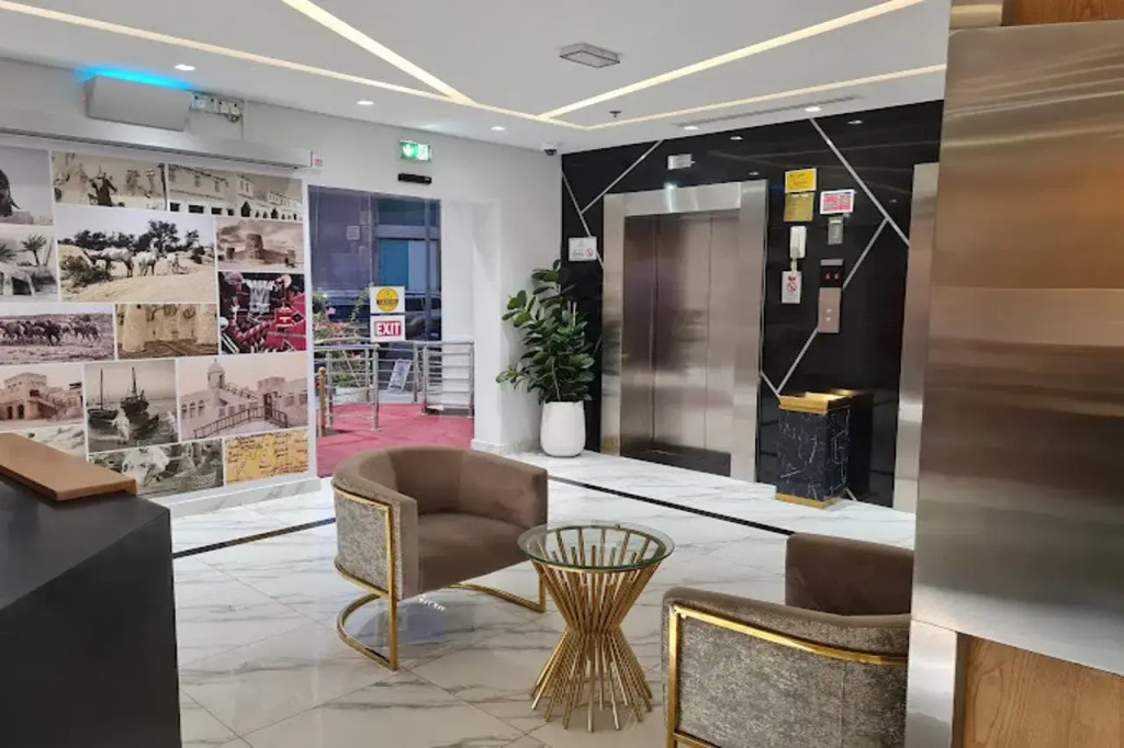 Al Manzil Residence Suites