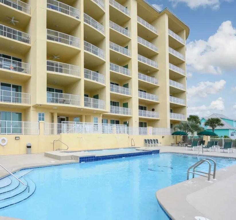 Indies 501 Condo