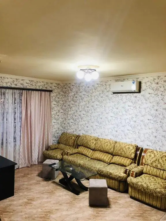 Apartment in Zakyan Street