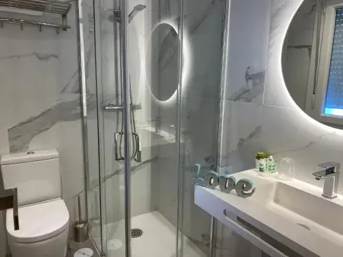 HOTEL LOTUS