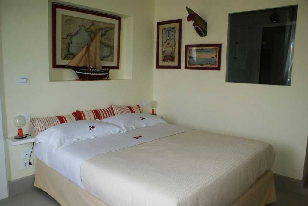 Yacht Club Capo Cervo Suites B&B