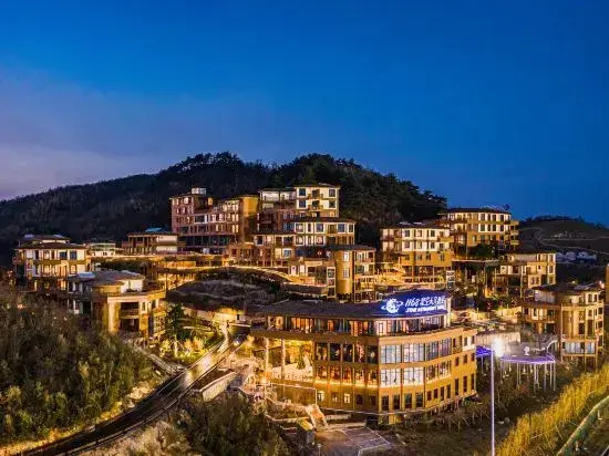 Star Astronomy Hotel