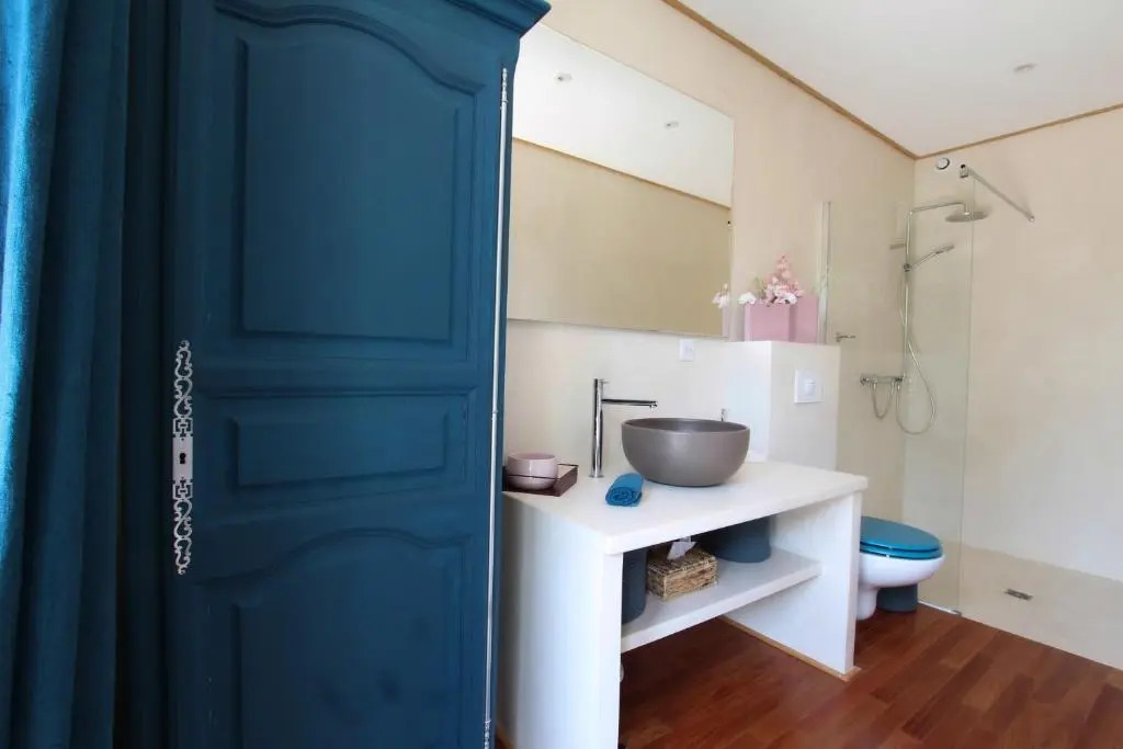 A Vadina - Hébergements de charme avec piscine & spa, Porticcio