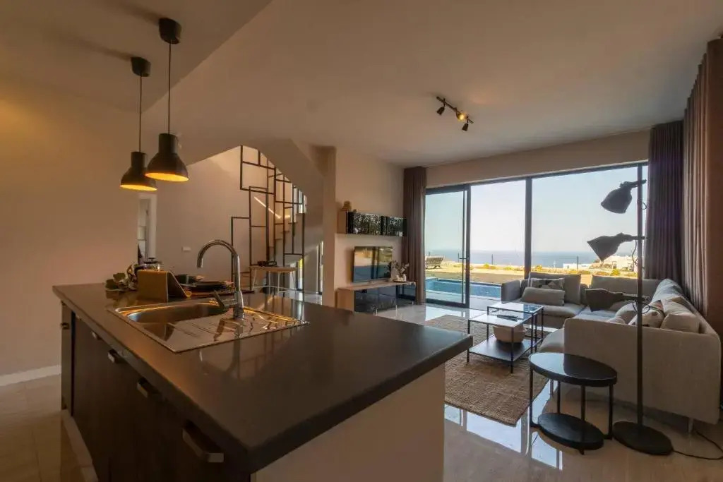 3 Bedroom Villa With Great View Close to Yalikavak Marina 3