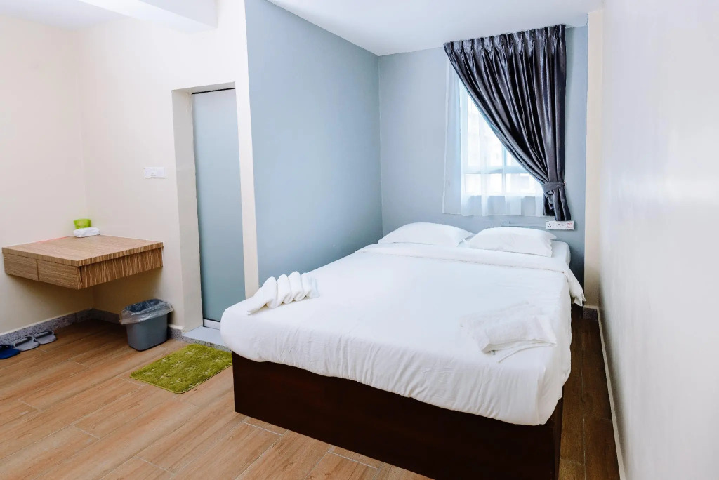 SemRock Hotel