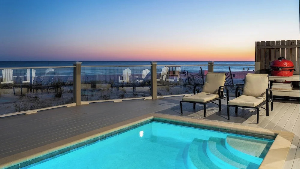Luxury Gulf Front, Private Pool, 6-seater Golf Cart, Free Beach Setup