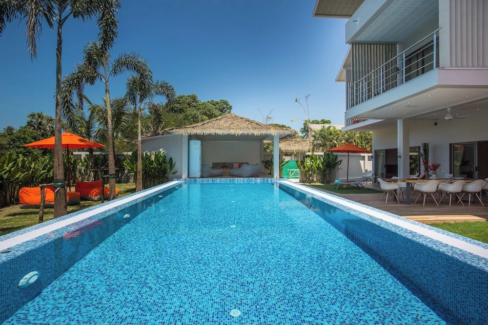5-bdr luxury villa at a villa resort