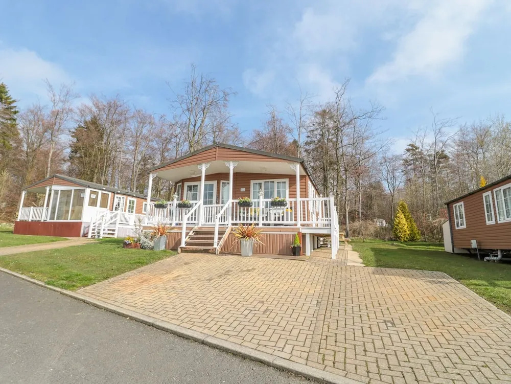 Betty's Lodge