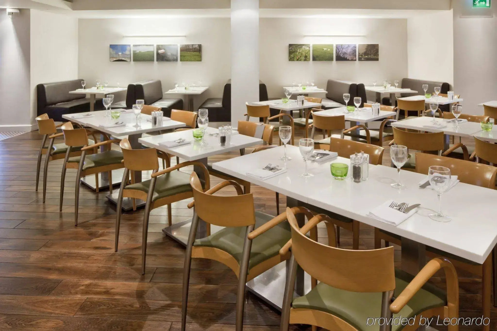 Holiday Inn Reading South M4 Jct 11 by IHG
