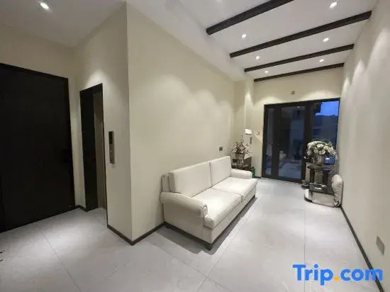 Muyun Hot Spring Villa (Shengtang Lanshan Pedestrian Street Branch)