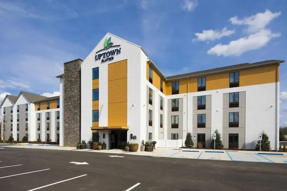 Uptown Suites Extended Stay Tampa FL - Riverview