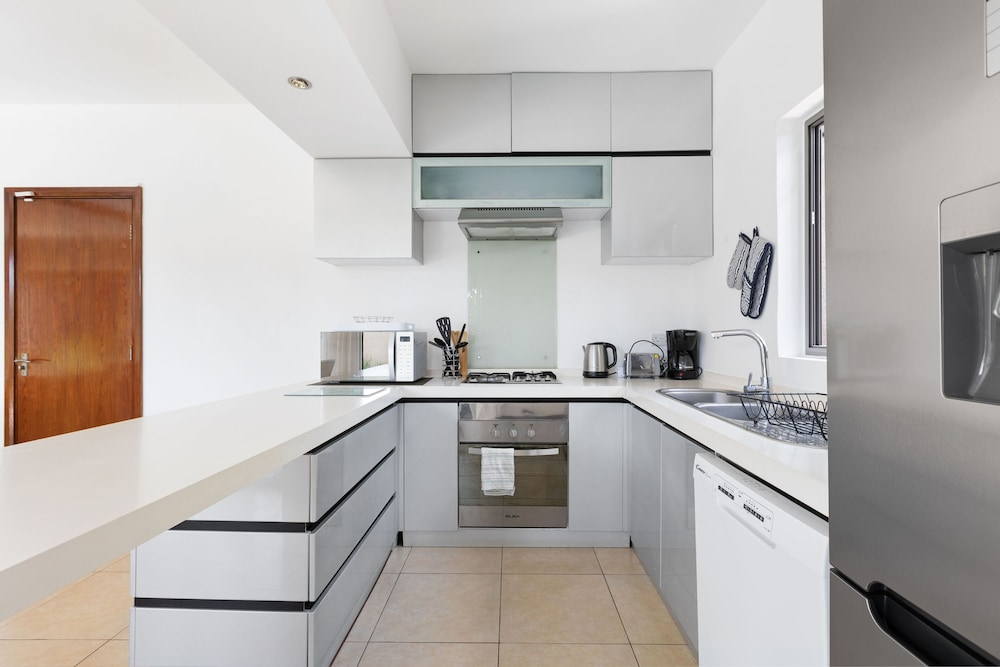 Athena Villa D10