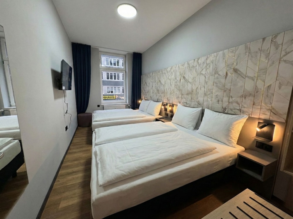 Nivara Hotel