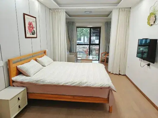 Tongli Flower Hotel