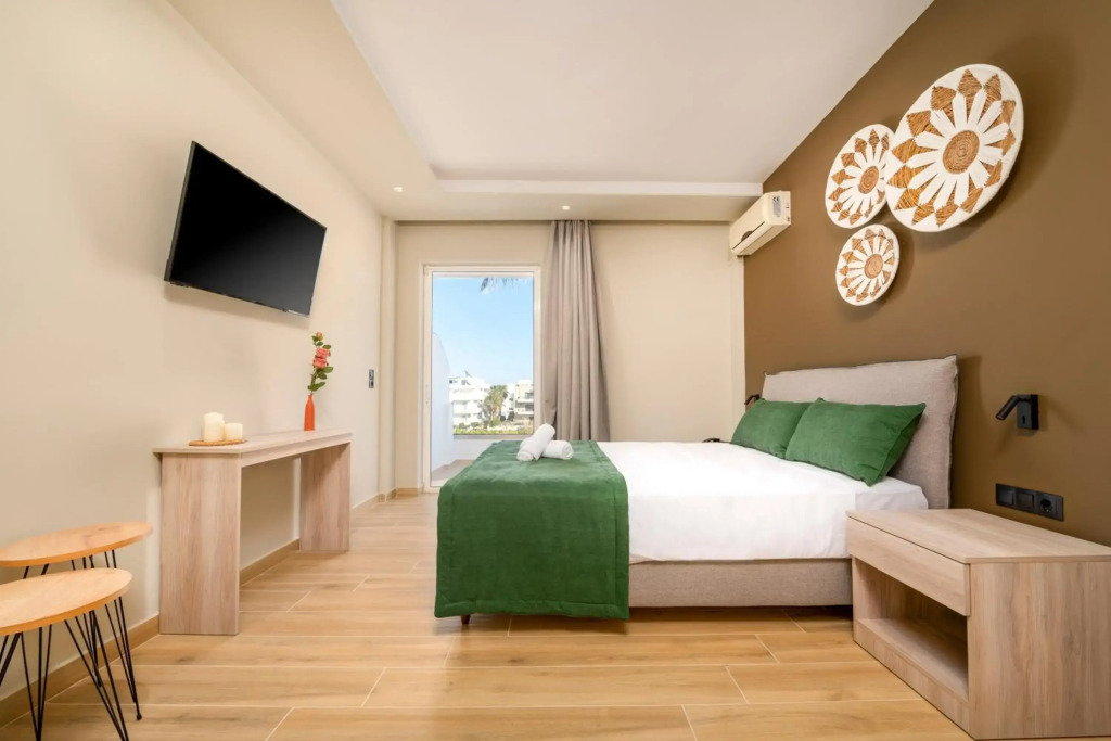 Nicolas Grand Suites, Adults Only