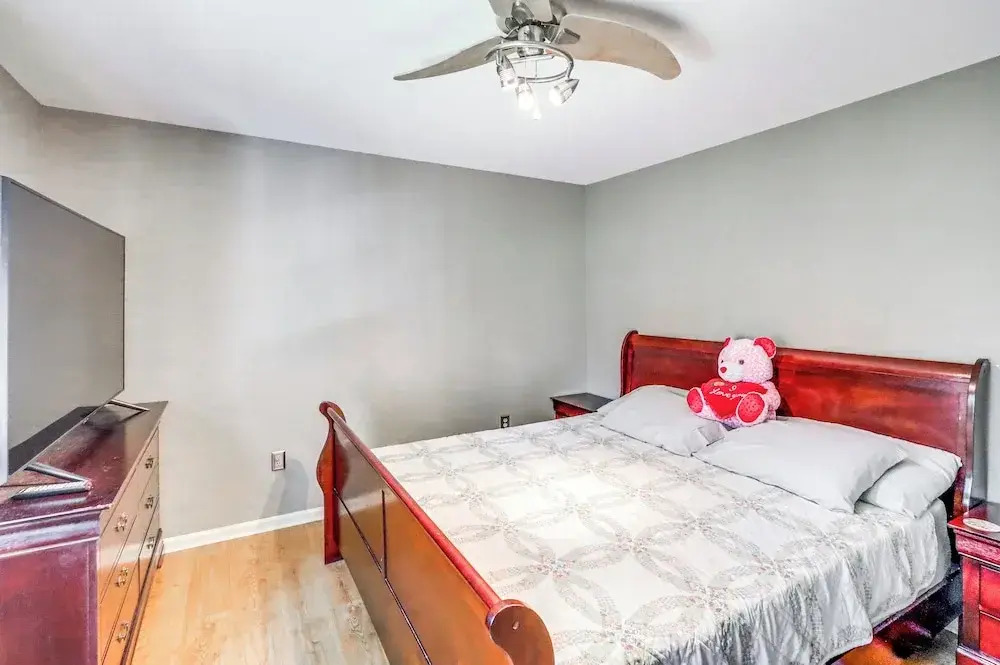 Pool & Tennis Court Access: Home in Warner Robins