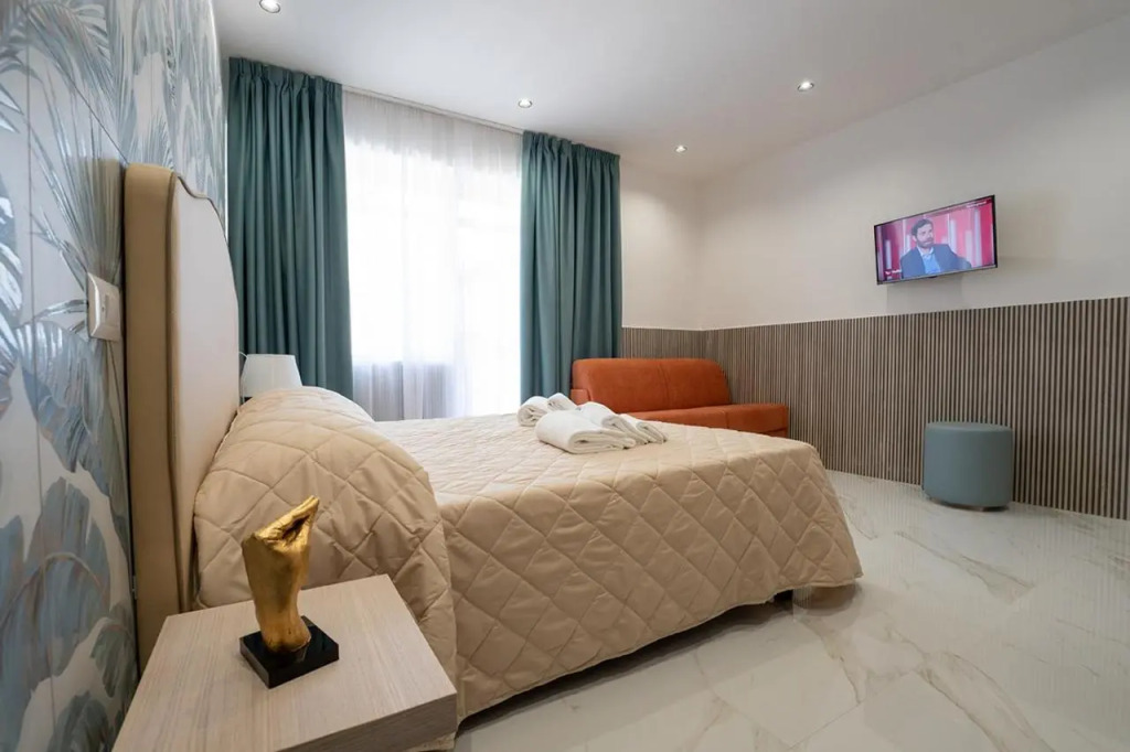 P.C. Boutique H. LifeStyle, Napoli Centro, by ClaPa Group Dislocated Hospitality