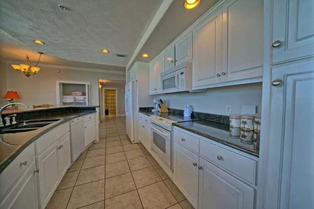 Gulf Crest Condominium #2107 - 3 Br Condo