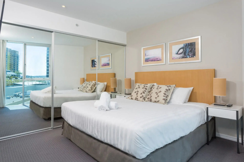 Holiday Holiday H-Residences Apartments