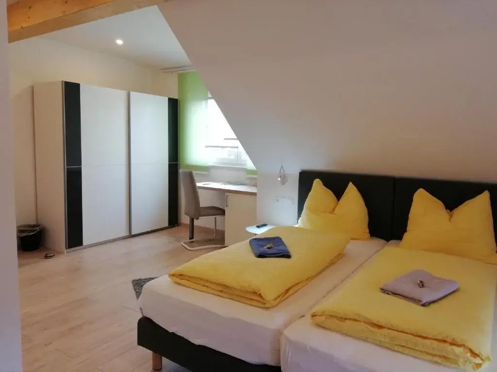 Zimmer Ferienwohnung Yassi