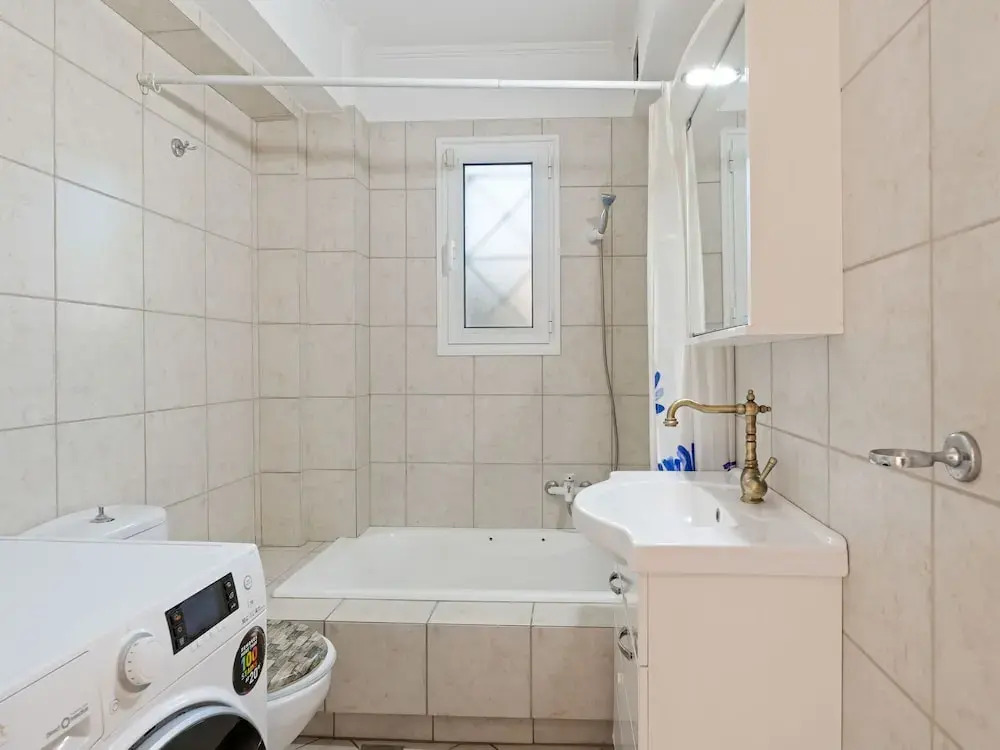 Enchanting Villa in Chalcis with Terrace