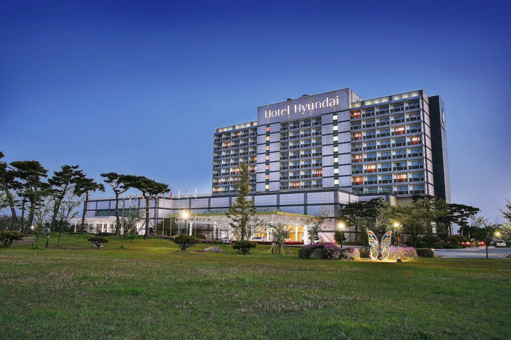 Hotel Hyundai by Lahan Mokpo