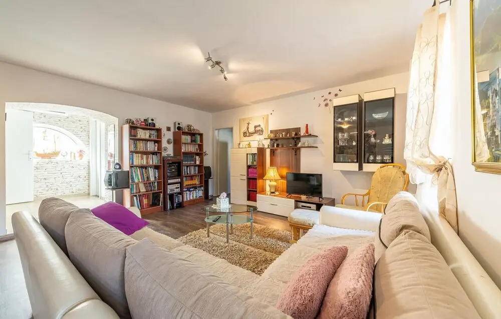 Stunning Apartment in Zaton With 1 Bedrooms and Wifi