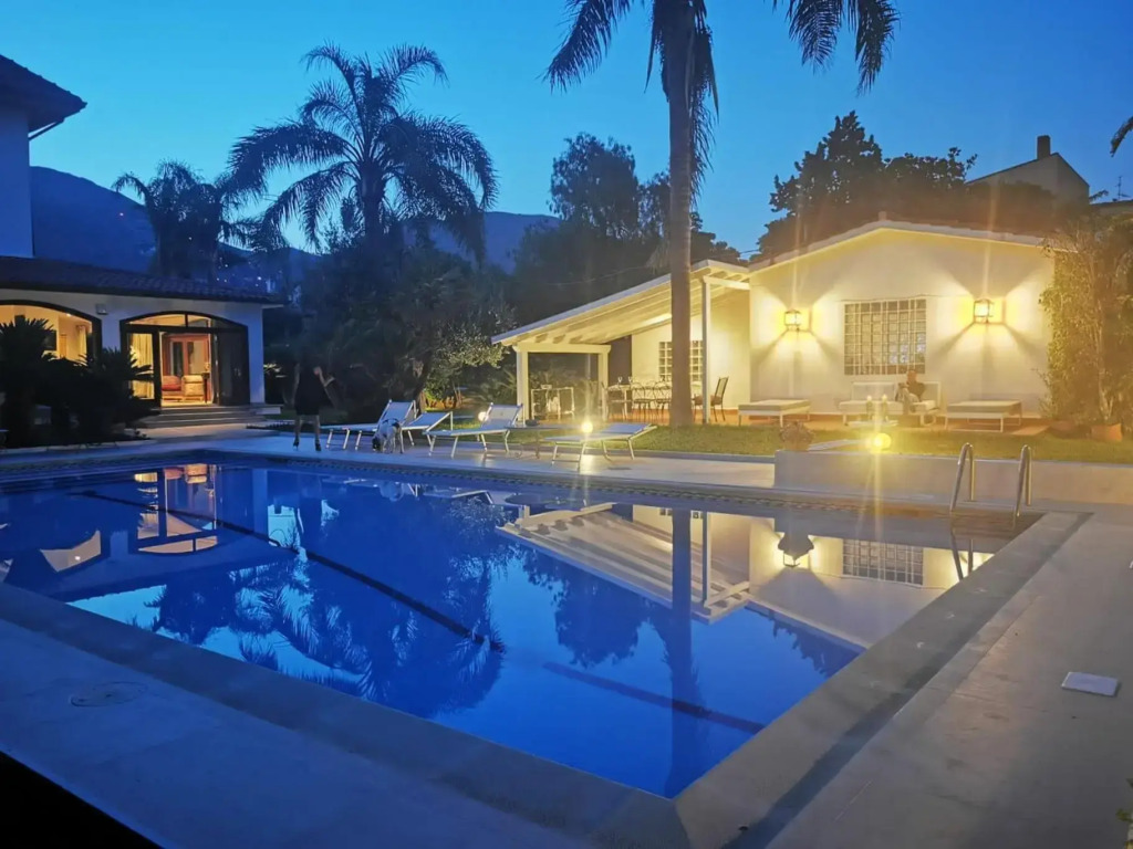 Domus Orestea Luxury Suites