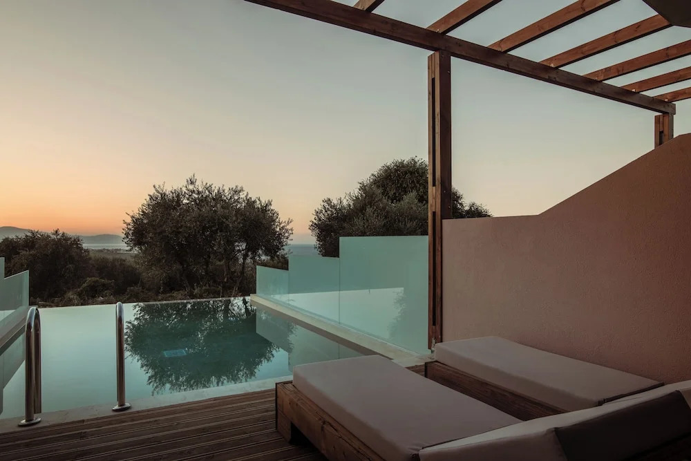 Elegance Luxury Executive Suites