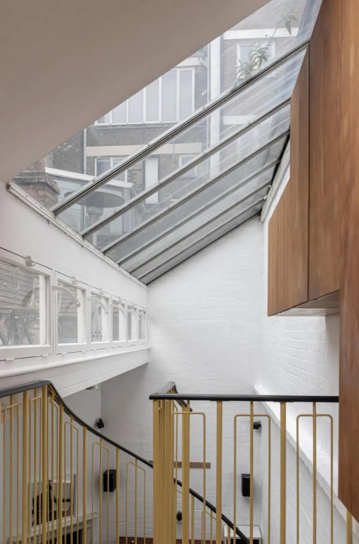 Woo-16 Woodseer Luxurious Town House With Garden Near Brick Lane
