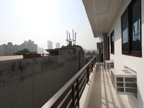 OYO 16685 SilverKey CD Sohna Road