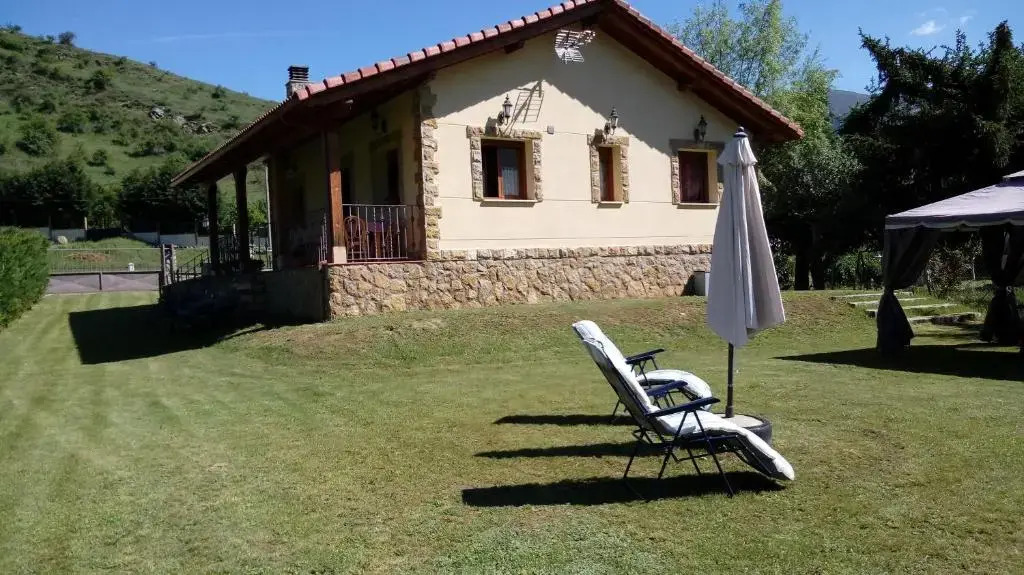 Casa Rural Refugio del Cueto***