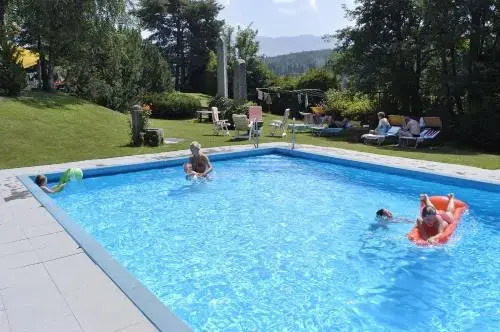 Chalet Kristall - Dolomites Garden Chalet