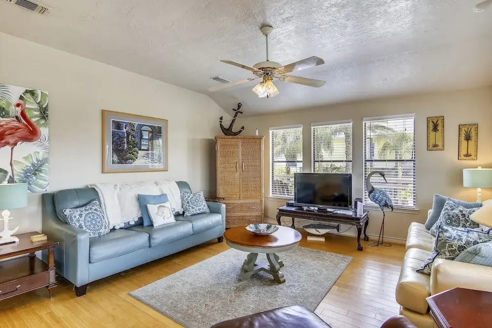 The K And R Resort 3 Bedroom Home