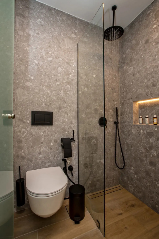 Levantes Luxury Suites I & II